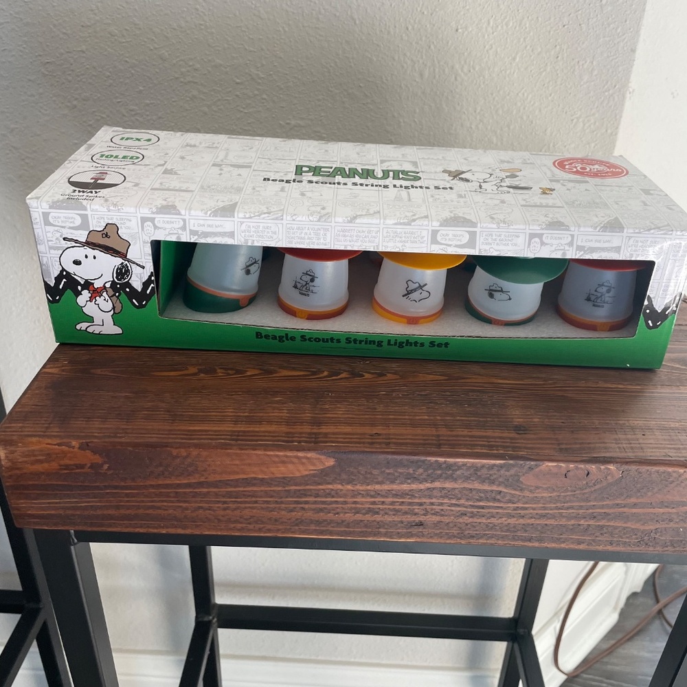 NEW Peanuts Beagle Scout String Light Set - Picture 2 of 11